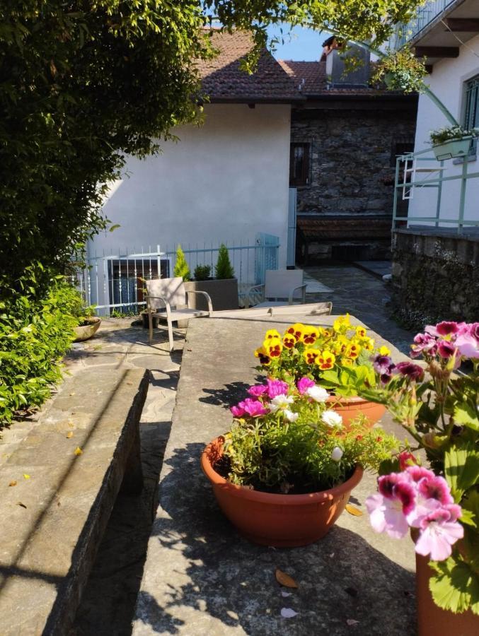 B&B Il Poggiolo Στρέσα Εξωτερικό φωτογραφία
