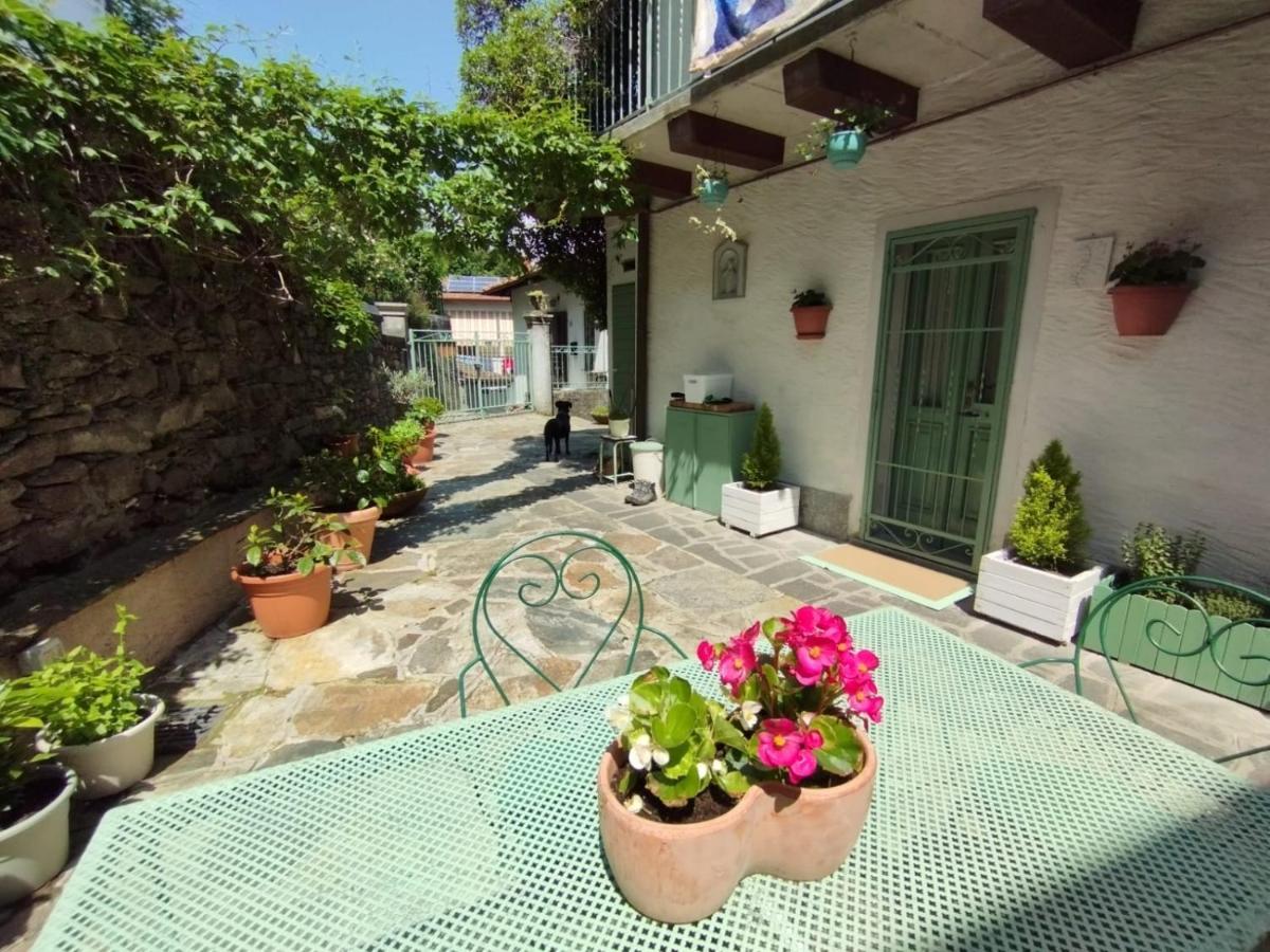 B&B Il Poggiolo Στρέσα Εξωτερικό φωτογραφία