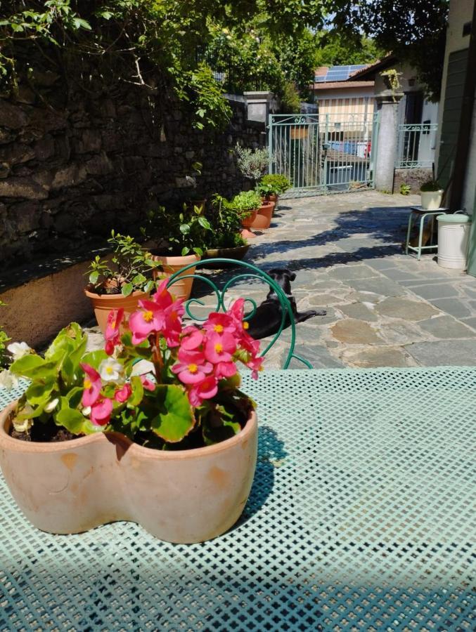 B&B Il Poggiolo Στρέσα Εξωτερικό φωτογραφία