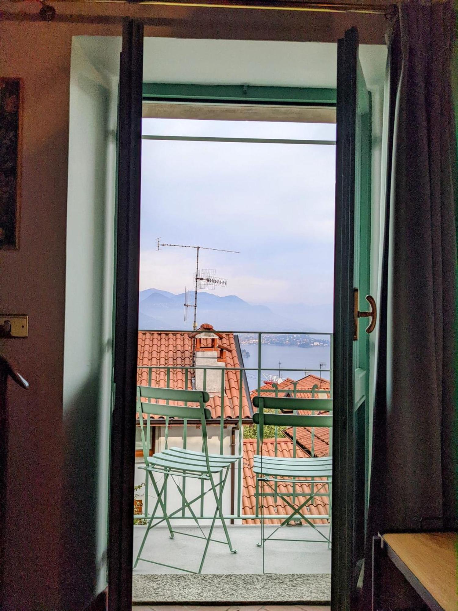 B&B Il Poggiolo Στρέσα Εξωτερικό φωτογραφία